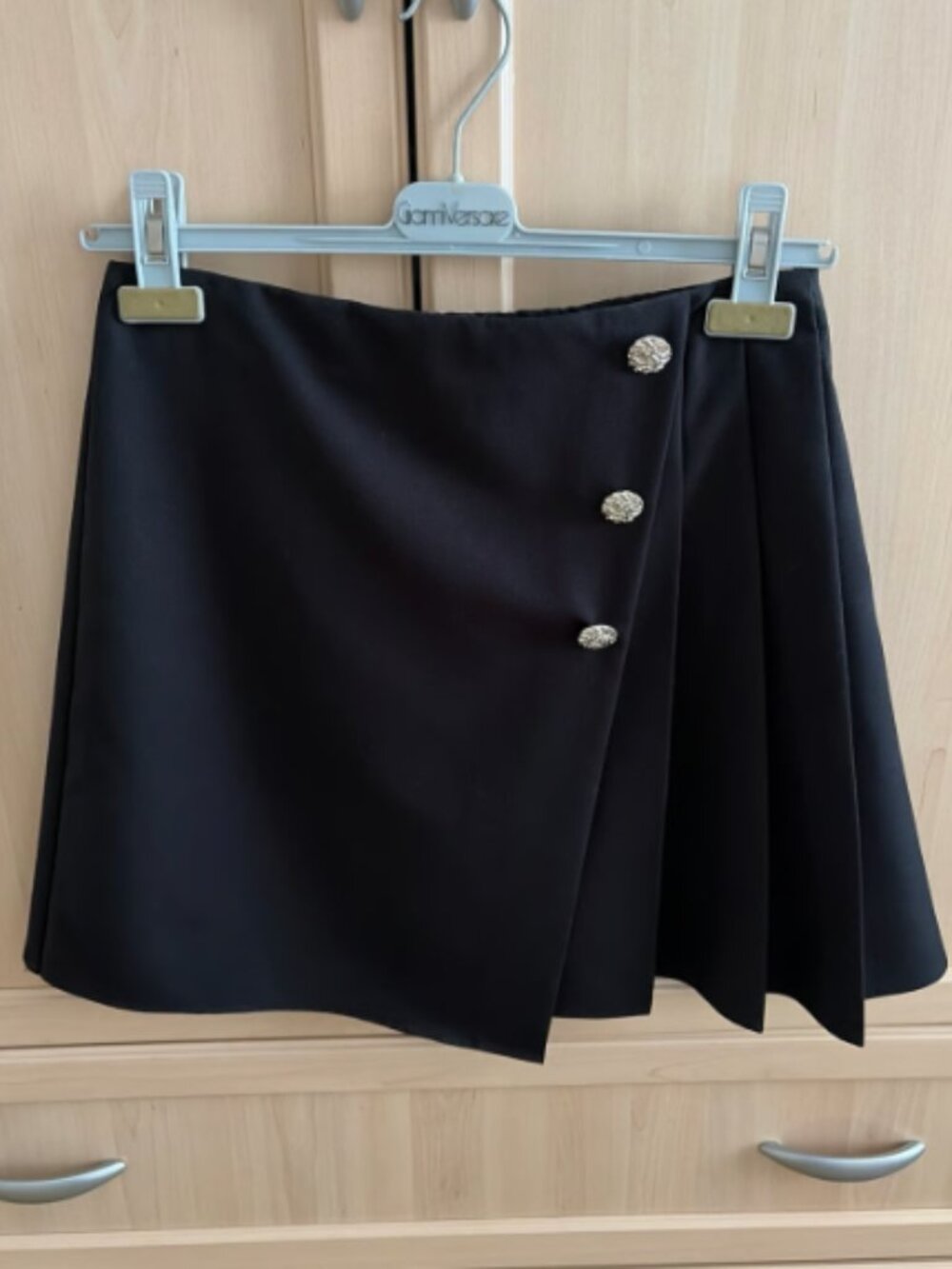 Goelia Black Ruched A-Line Skirt Medium